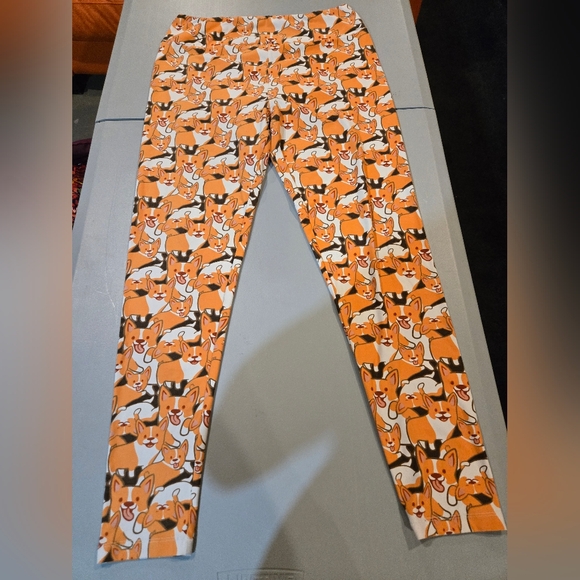 LuLaRoe Fox Pattern Leggings Orange and Black (5c8) - Picture 2 of 4